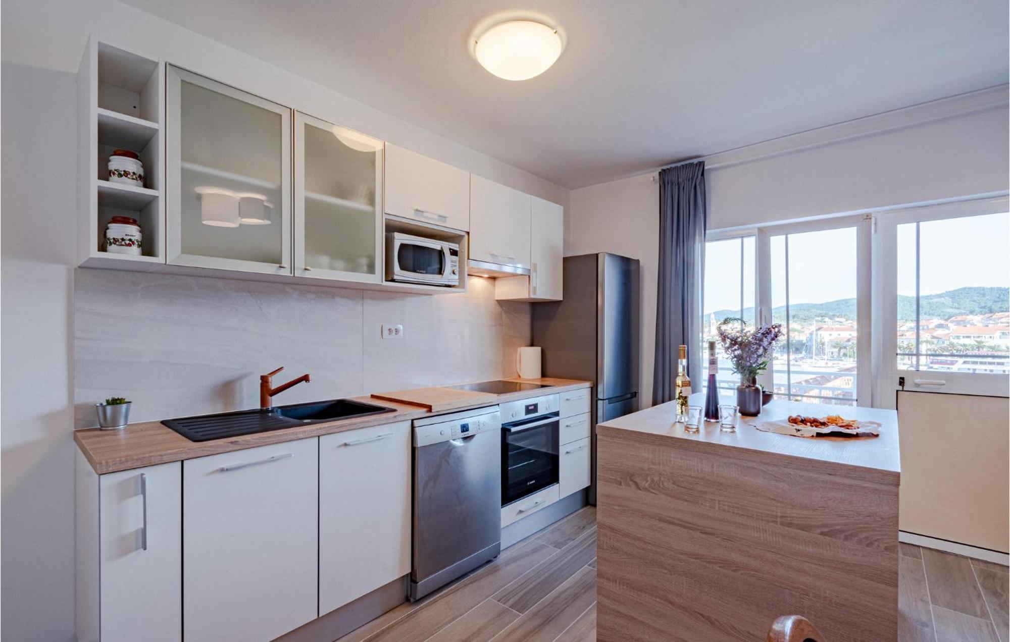 Beautiful Apartment In Vela Luka With Kitchen Eksteriør billede